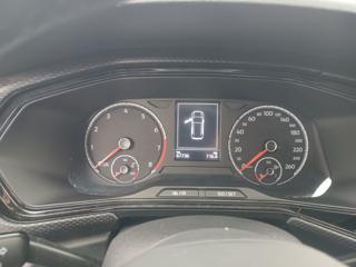 VOLKSWAGEN T-Cross usata, con Autoradio