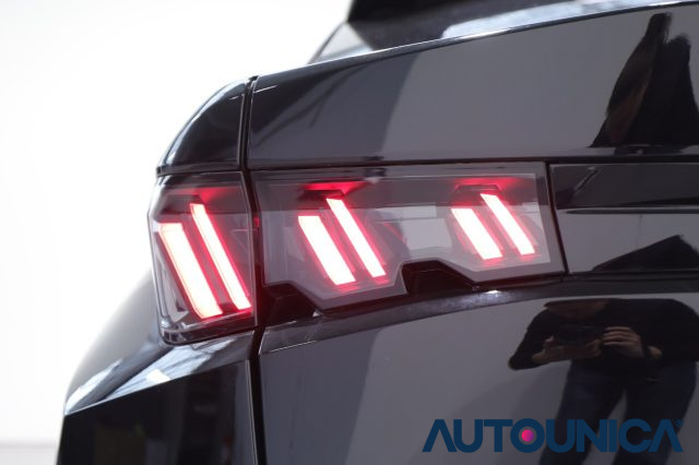 PEUGEOT 3008 usata, con Telecamera per parcheggio assistito