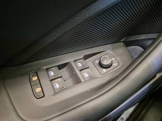 VOLKSWAGEN Passat usata, con Bracciolo