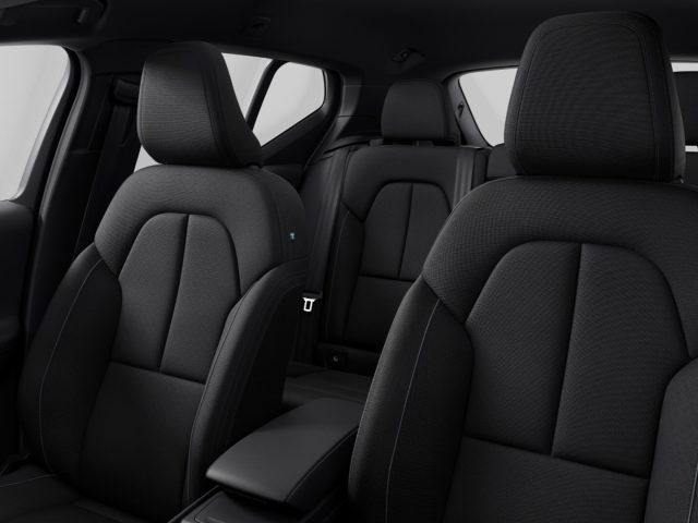 VOLVO EX40 usata, con Controllo trazione