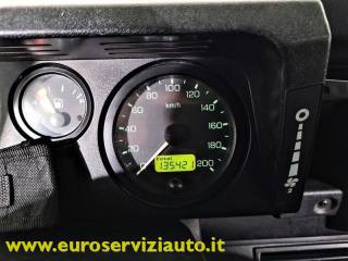 LAND ROVER Defender usata, con Gancio traino