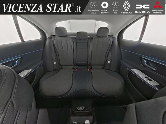 MERCEDES-BENZ E 220 usata, con Controllo automatico clima