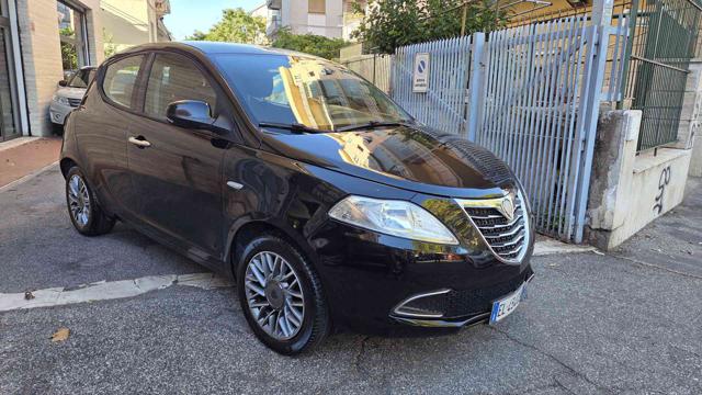LANCIA Ypsilon usata, con Airbag Passeggero
