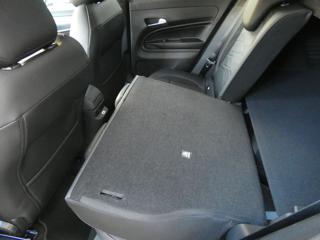 JEEP Avenger usata, con Sedile posteriore sdoppiato