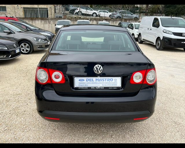 VOLKSWAGEN Jetta usata, con Airbag Passeggero