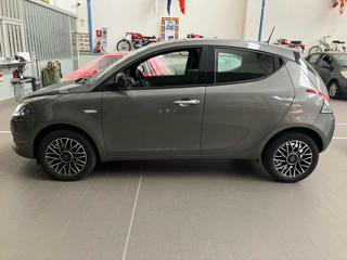 LANCIA Ypsilon usata, con Airbag