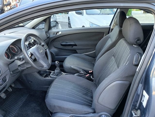 OPEL Corsa usata, con Chiusura centralizzata