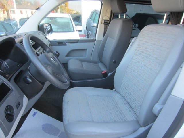 VOLKSWAGEN T5 usata, con Climatizzatore