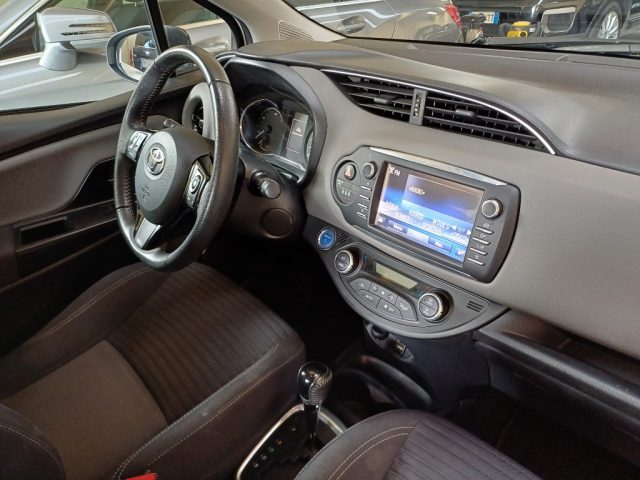TOYOTA Yaris usata, con ESP
