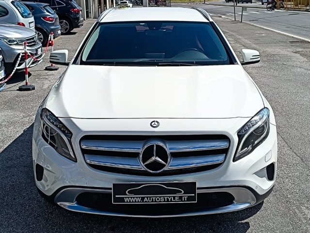 MERCEDES-BENZ GLA 200 usata, con USB