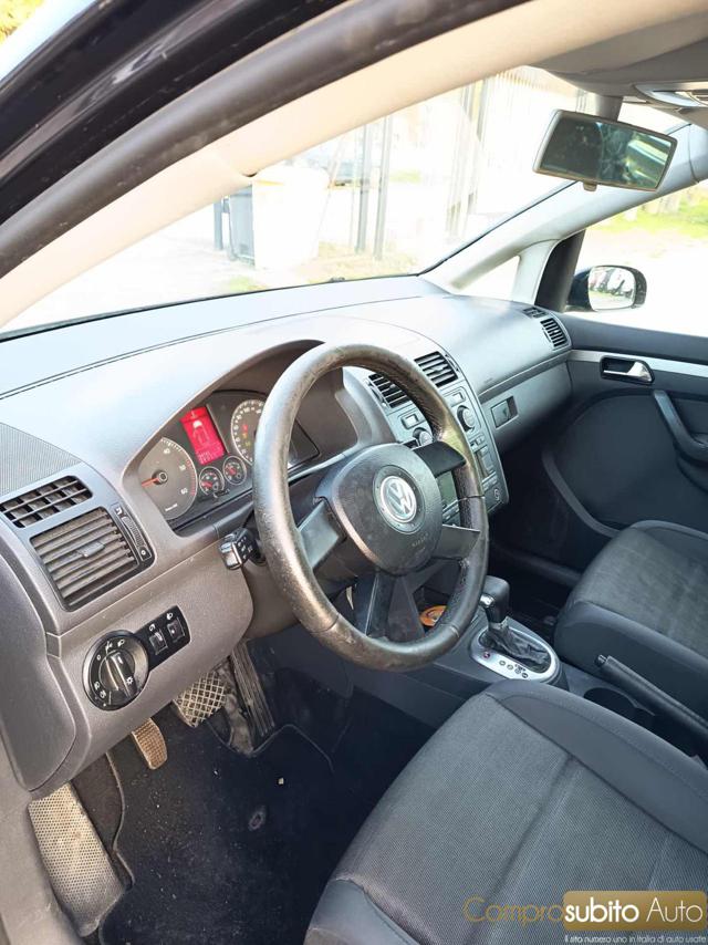 VOLKSWAGEN Touran usata, con Cruise Control