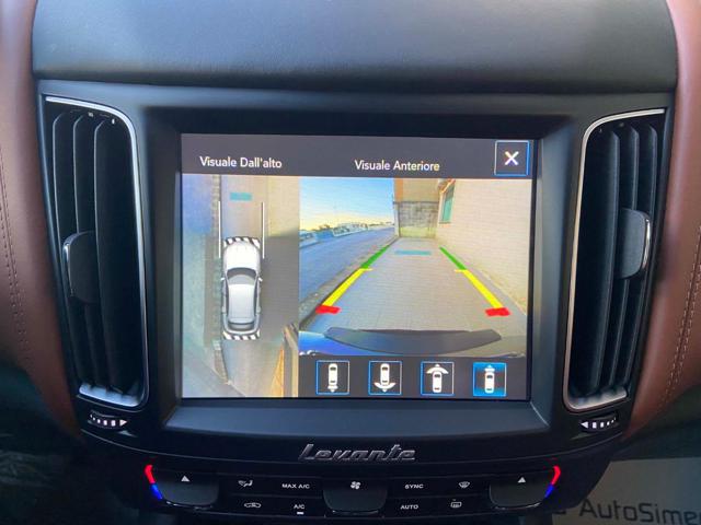 MASERATI Levante usata, con Sedile posteriore sdoppiato