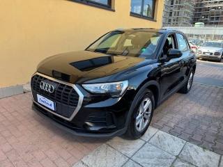 AUDI Q3 35 TDI S tronic Business