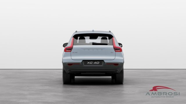 VOLVO XC40 usata 5