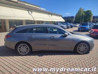 MERCEDES-BENZ CLA 200 usata 24