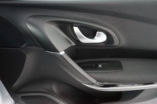 RENAULT Kadjar usata, con Hill holder