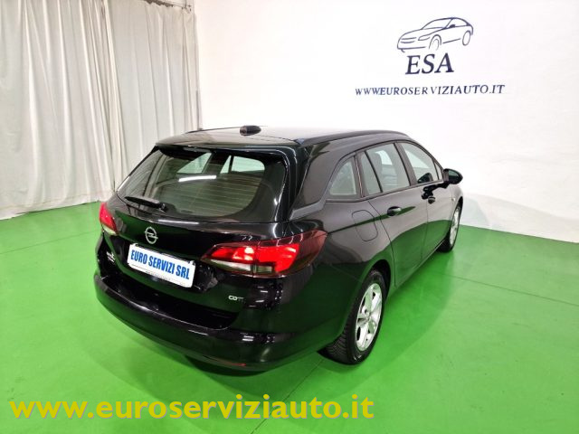 OPEL Astra usata, con Controllo trazione