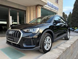 AUDI Q3 35 2.0 TDI S tronic quattro Business COCKPIT