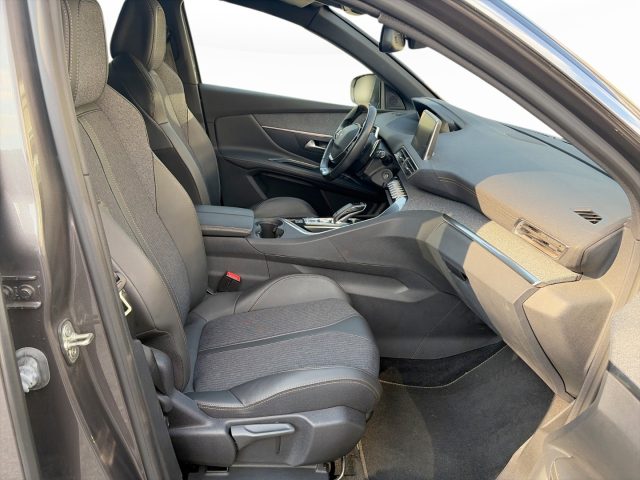 PEUGEOT 3008 usata, con Cerchi in lega