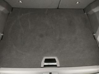 PEUGEOT 2008 usata, con Sedile posteriore sdoppiato