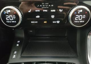 JAGUAR E-Pace usata, con Fari LED