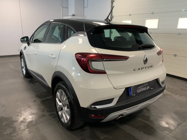RENAULT Captur usata, con Sound system