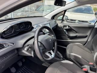 PEUGEOT 208 usata, con Boardcomputer