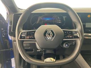 RENAULT Austral usata, con Hill holder