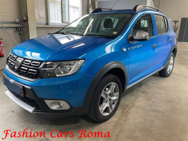 DACIA Sandero usata, con Autoradio
