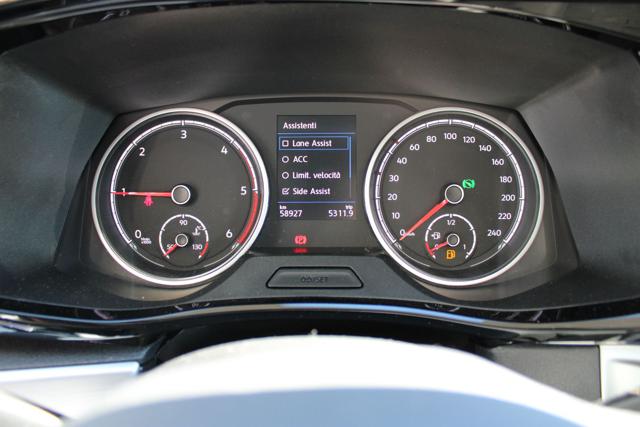 VOLKSWAGEN Multivan usata, con Fendinebbia