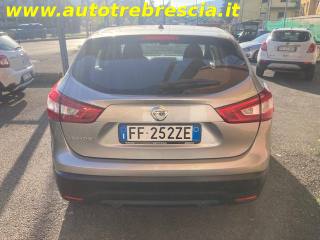 NISSAN Qashqai usata, con Autoradio