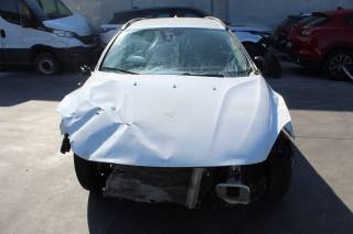 VOLVO V40 Cross Country usata, con Airbag