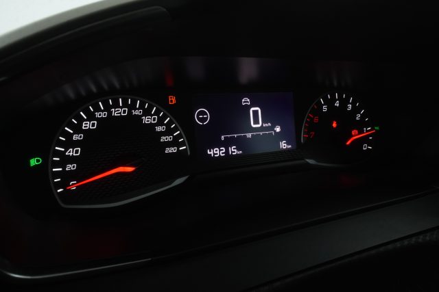 PEUGEOT 208 usata 13