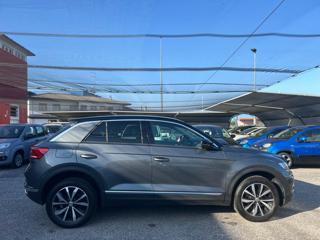 VOLKSWAGEN T-Roc usata, con Airbag Passeggero