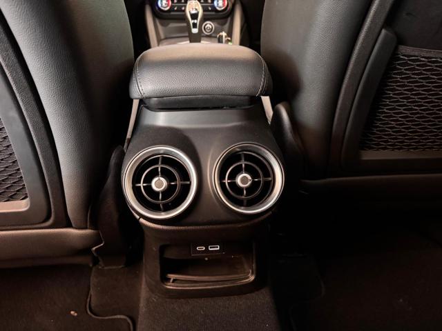 ALFA ROMEO Stelvio usata, con Volante in pelle