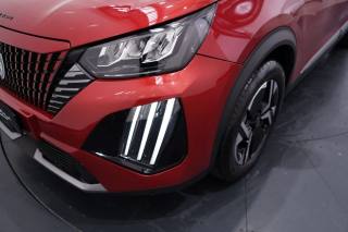 PEUGEOT 2008 usata, con Sensore di luce