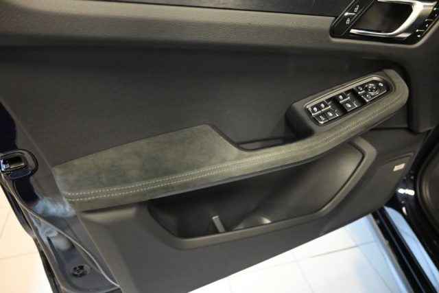 PORSCHE Macan usata 147