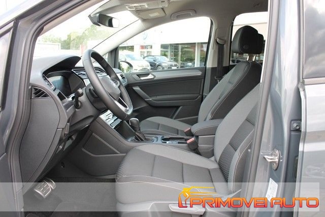 VOLKSWAGEN Touran usata, con Cerchi in lega