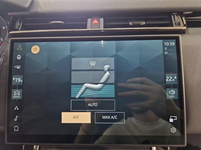 LAND ROVER Range Rover Velar usata, con Sistema di navigazione
