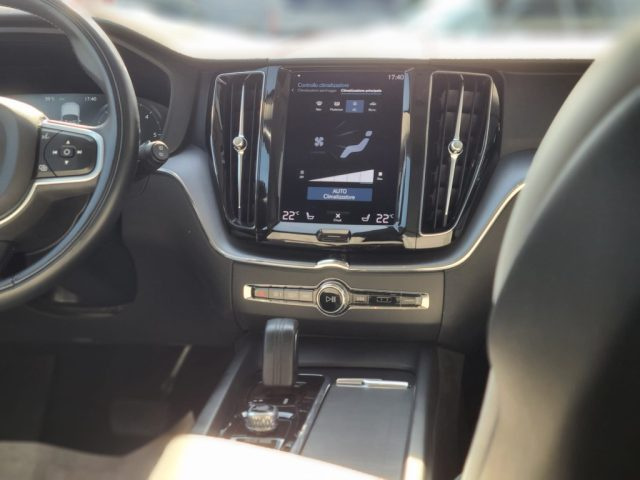 VOLVO XC60 usata, con Volante in pelle