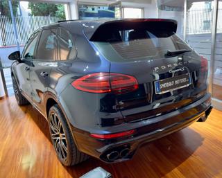 PORSCHE Cayenne usata, con Autoradio