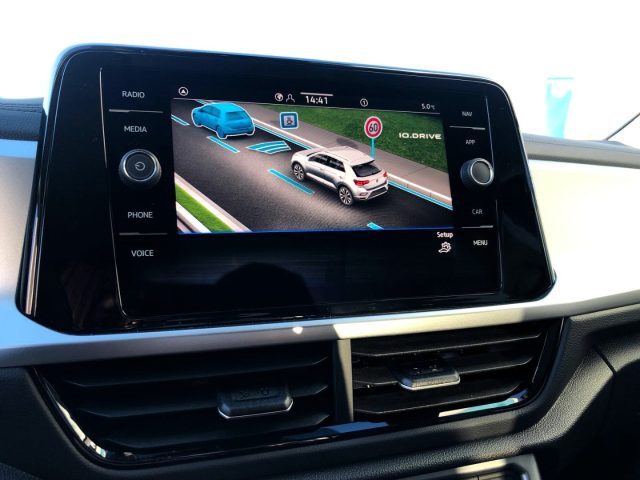 VOLKSWAGEN T-Roc usata, con Vivavoce