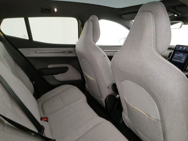 VOLVO EX30 usata, con Controllo automatico clima