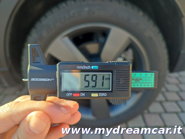 JAGUAR E-Pace usata 28