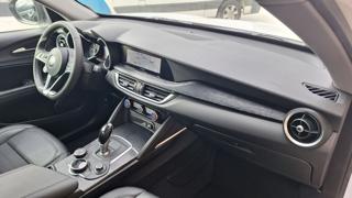 ALFA ROMEO Stelvio usata, con Alzacristalli elettrici