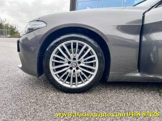 ALFA ROMEO Giulia usata, con Luci diurne LED
