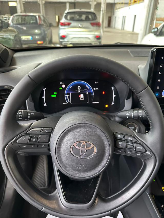TOYOTA Yaris Cross usata, con Park Distance Control