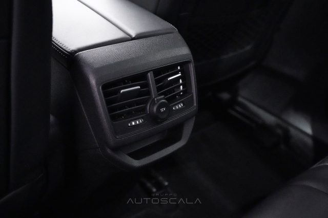 PEUGEOT 3008 usata, con Specchietti laterali elettrici