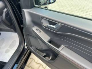 FORD Kuga usata, con Fari LED