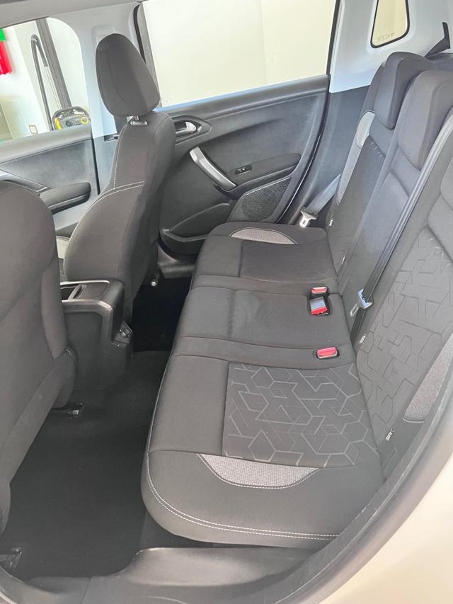 PEUGEOT 2008 usata, con Climatizzatore